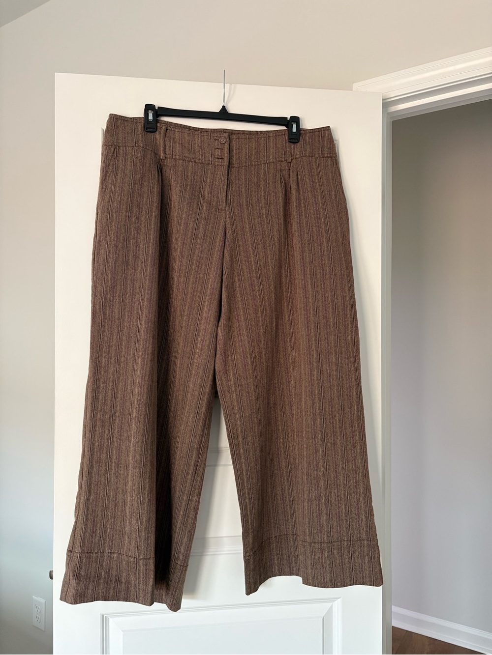 Venezia Brown Pinstripe Pants Size 20 Cotton Blend Office Core Quiet Luxury